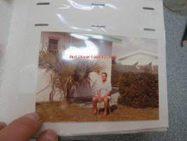 Suomalaissiirtolaisen valokuva- ja postikorttialbumi noin 1970-1980-luvuilta Floridasta, jonne monet muuttivat pohjoisemmista osavaltioista eläkkeelle