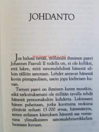 Paavi Johannes Paavali II - Elämä Ajatuksia Tuokiokuvia