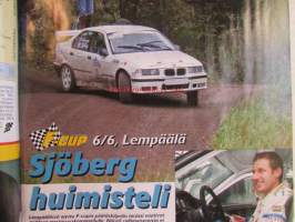 Vauhdin Maailma 2004 nr 11 -mm. Ralli-SM Uusikaupunki Suosikki kompuroi, Ralli-MM Wales Norjalainen kypärätemppu, Ralli-MM Italia Uusi soratalli, Ralli-SM Nupret