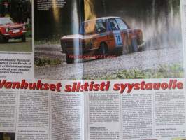 Vauhdin Maailma 2004 nr 11 -mm. Ralli-SM Uusikaupunki Suosikki kompuroi, Ralli-MM Wales Norjalainen kypärätemppu, Ralli-MM Italia Uusi soratalli, Ralli-SM Nupret