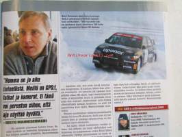 Vauhdin Maailma 2008 nr. 2 -mm. Kiiltokuvapojan todelliset kasvot. Hänestä tulee maailmanmestari. Kymmenen parasta Ferraria. Etusiipi uusiksi Paolo Filisetti.