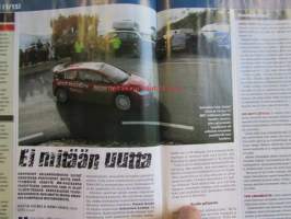 Vauhdin Maailma 2008 nr. 2 -mm. Kiiltokuvapojan todelliset kasvot. Hänestä tulee maailmanmestari. Kymmenen parasta Ferraria. Etusiipi uusiksi Paolo Filisetti.