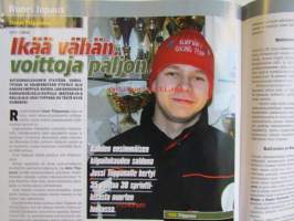 Vauhdin Maailma 2008 nr. 2 -mm. Kiiltokuvapojan todelliset kasvot. Hänestä tulee maailmanmestari. Kymmenen parasta Ferraria. Etusiipi uusiksi Paolo Filisetti.