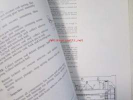 Jaguar XJ &quot;E&quot; Type series 3 V.12, Repair Operations Manual - Korjausopas, Katso tarkemmat mallit ja sisällysluettelo kuvista