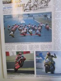 Vauhdin maailma 2001 nr 1 -mm.  F1 ja nuoruus, maailmanmestari Marcus Grönholm, Maailmanmestari MIchael Schumacher, Euroopanmestari Henrik Lundgaard, Artic Lapland