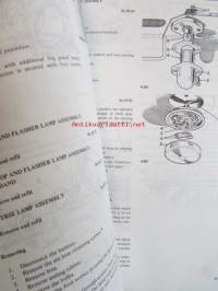 Range Rover Workshop manual 1970 to 1985 ( AKM 3630 ) - Korjauskäsikirja, Katso tarkemmat mallit ja sisällysluettelo kuvista