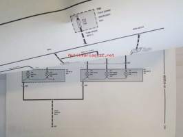 BMW Electrical Troubleshooting Manual, 5 Series - E34, 525i, 530i, 535i  M5, as of 1989 Models, elektroniikan vaianmääritys ohjekirja, Katso kuvasta tarkemmat