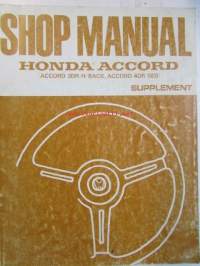 Honda Accord Shop Manual 1977 / Honda Accord 3DR H/ Back, Accord 4DR SED Supplement 1980, Sisältää 2 eri korjauskirjaa, katson kuvista tarkemmin muut tiedot ja
