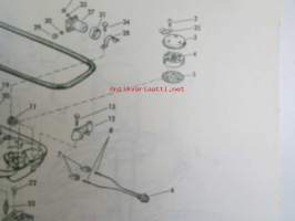 Evinrude 1970 Parts book 33 Horsepower Ski-Twin  (First in outboards), katso tarkemmat mallimerkinnät kuvista.
